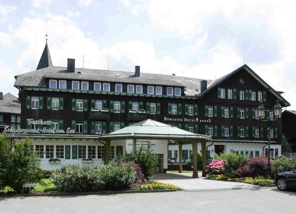 Treschers Schwarzwald Hotel ทิทิเซ-นอยชตัดท์ ภายนอก รูปภาพ